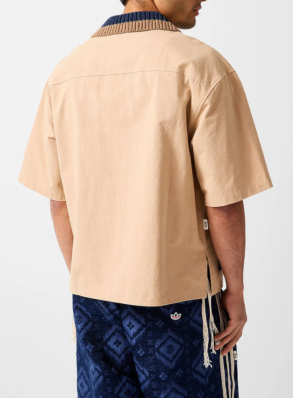 Refined Utility knit collar and pockets shirt