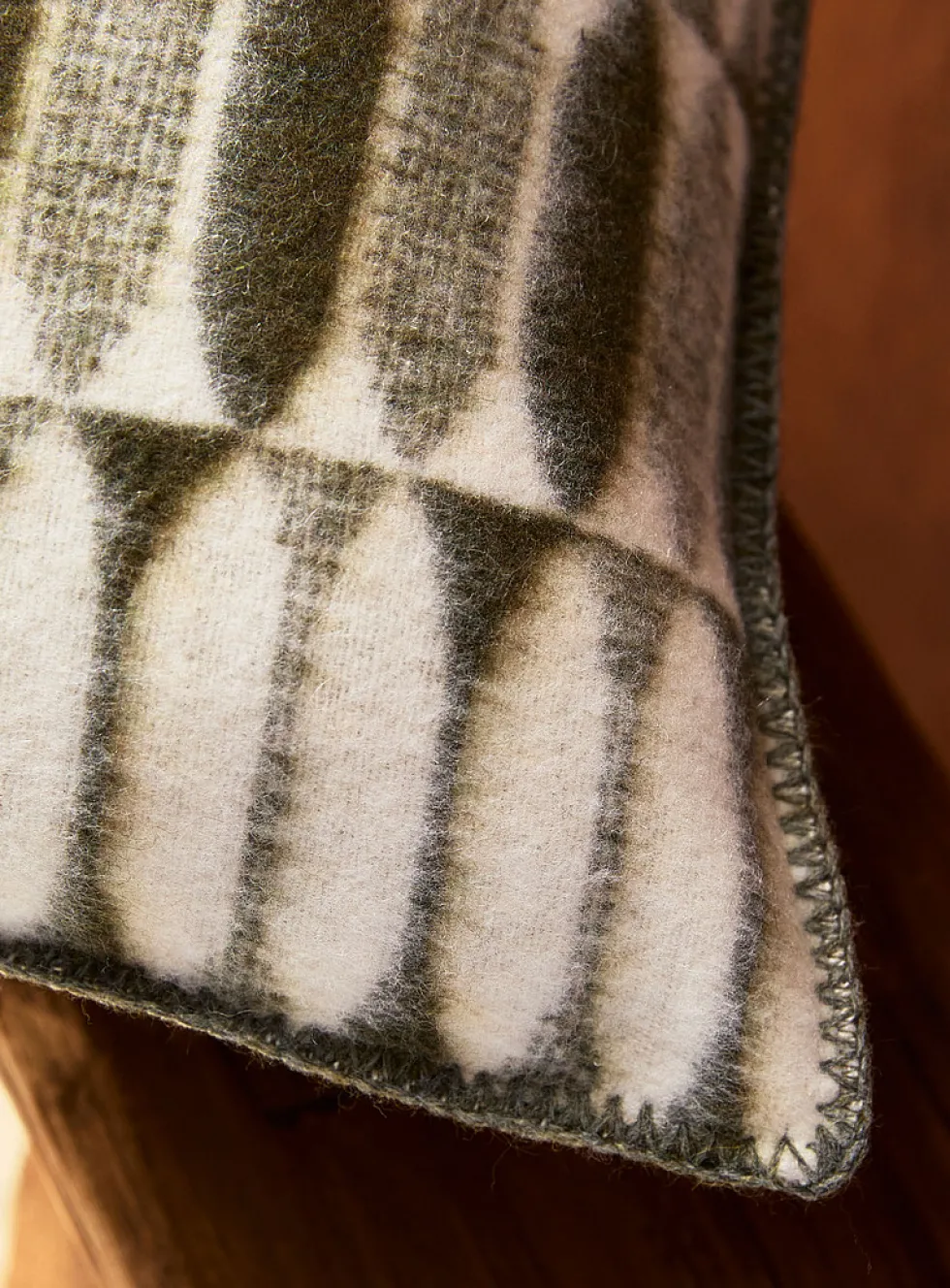Retro mosaic removable-cover cushion