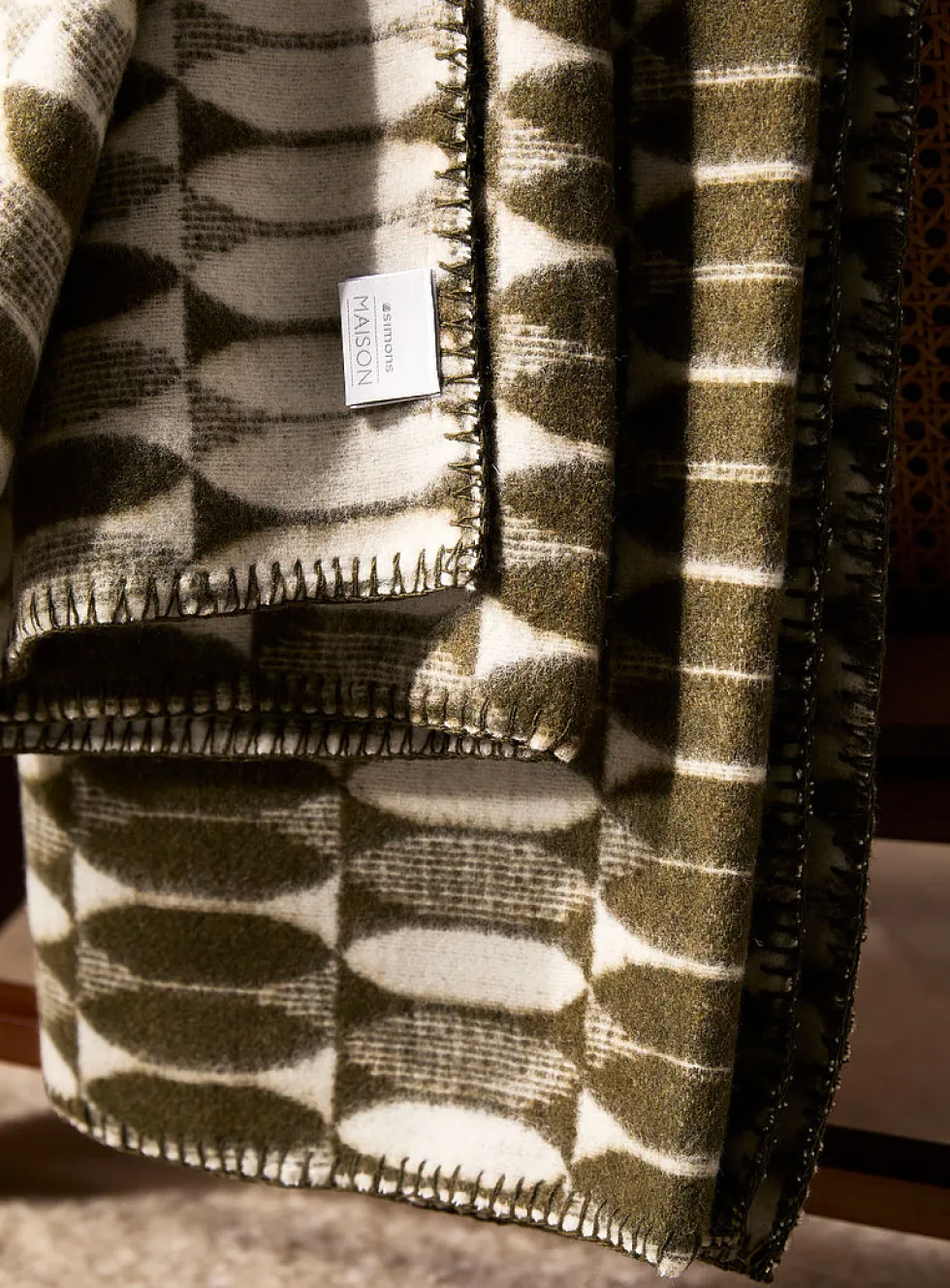 Retro mosaic throw