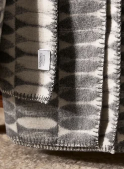 Retro mosaic throw