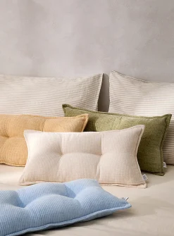 Ribbed chenille tufted cushion