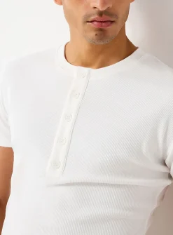 Ribbed Henley T-shirt