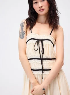Romantic lace maxi dress