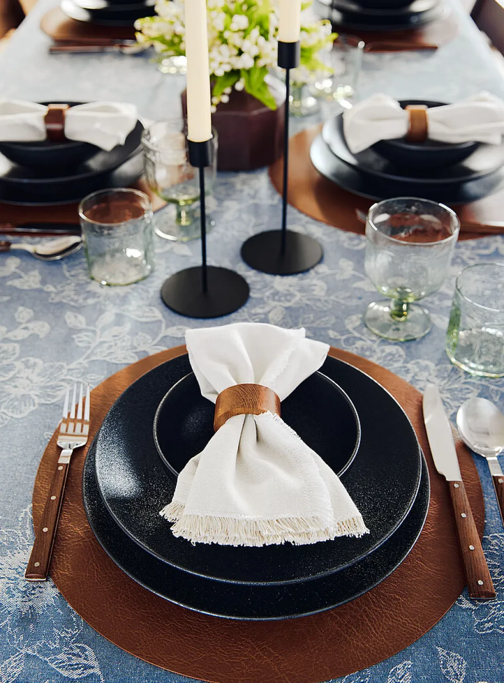 Round faux-leather placemat