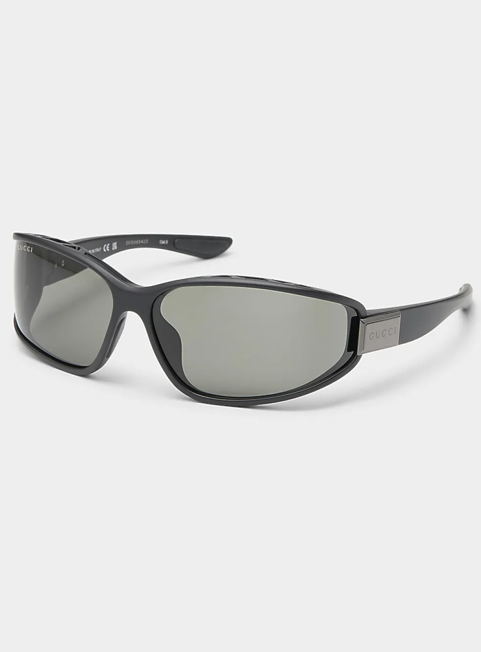 Round sport sunglasses