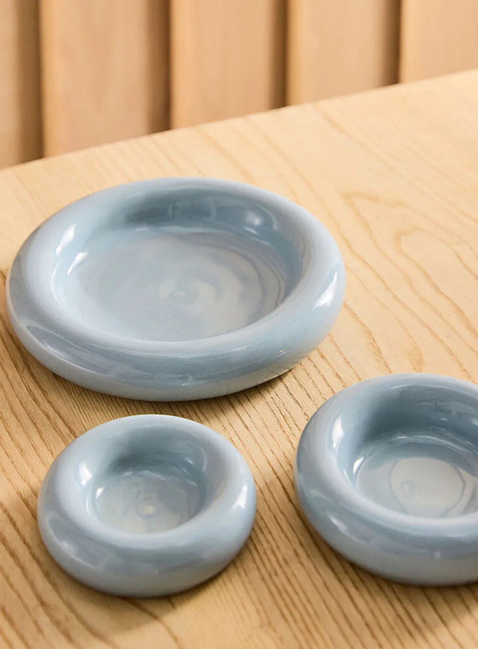 Rounded edge plate