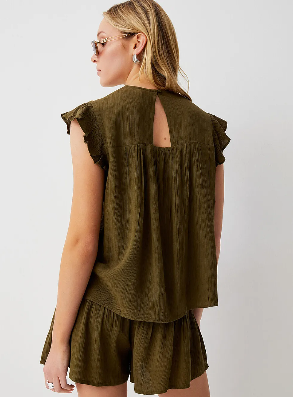 Ruffle sleeves crew-neck blouse