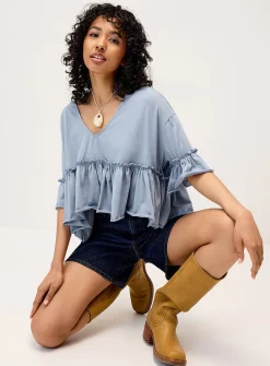 Ruffled bohemian T-shirt