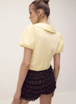 Ruffled lace mini short