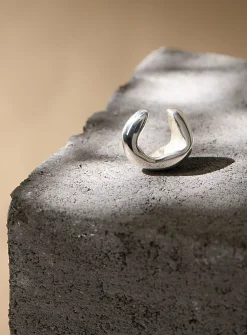 Saga wide ear cuff