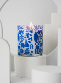 Sage wood and sea salt scented candle