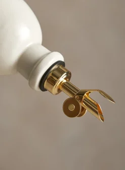 Sand oil cruet