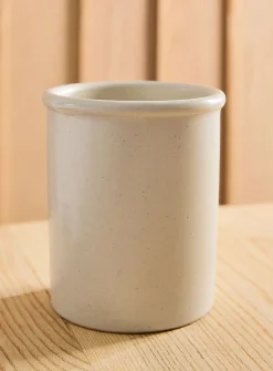 Sand utensil holder