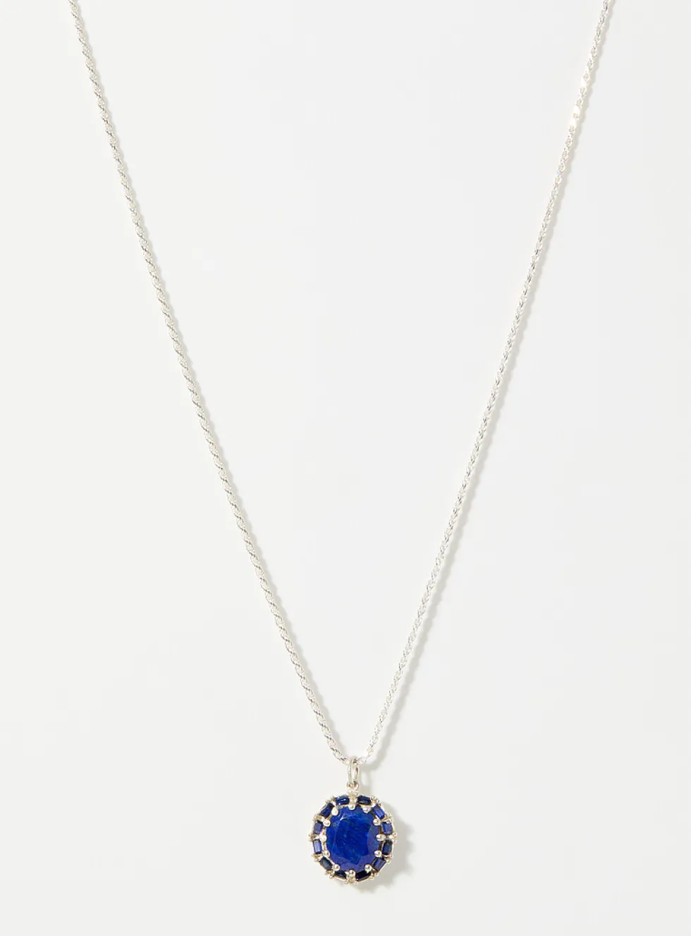 Sapphire pendant necklace