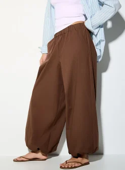 Sara poplin elastic ankle barrel-leg pant