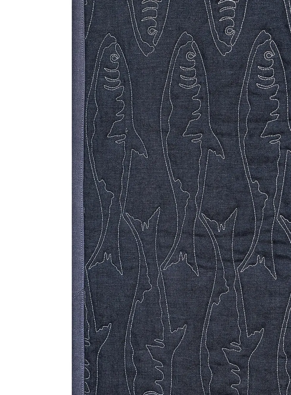 Sardines quilt throw