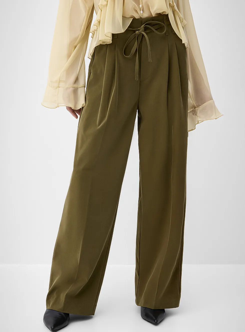 Sash-belt pleated wide-leg pant