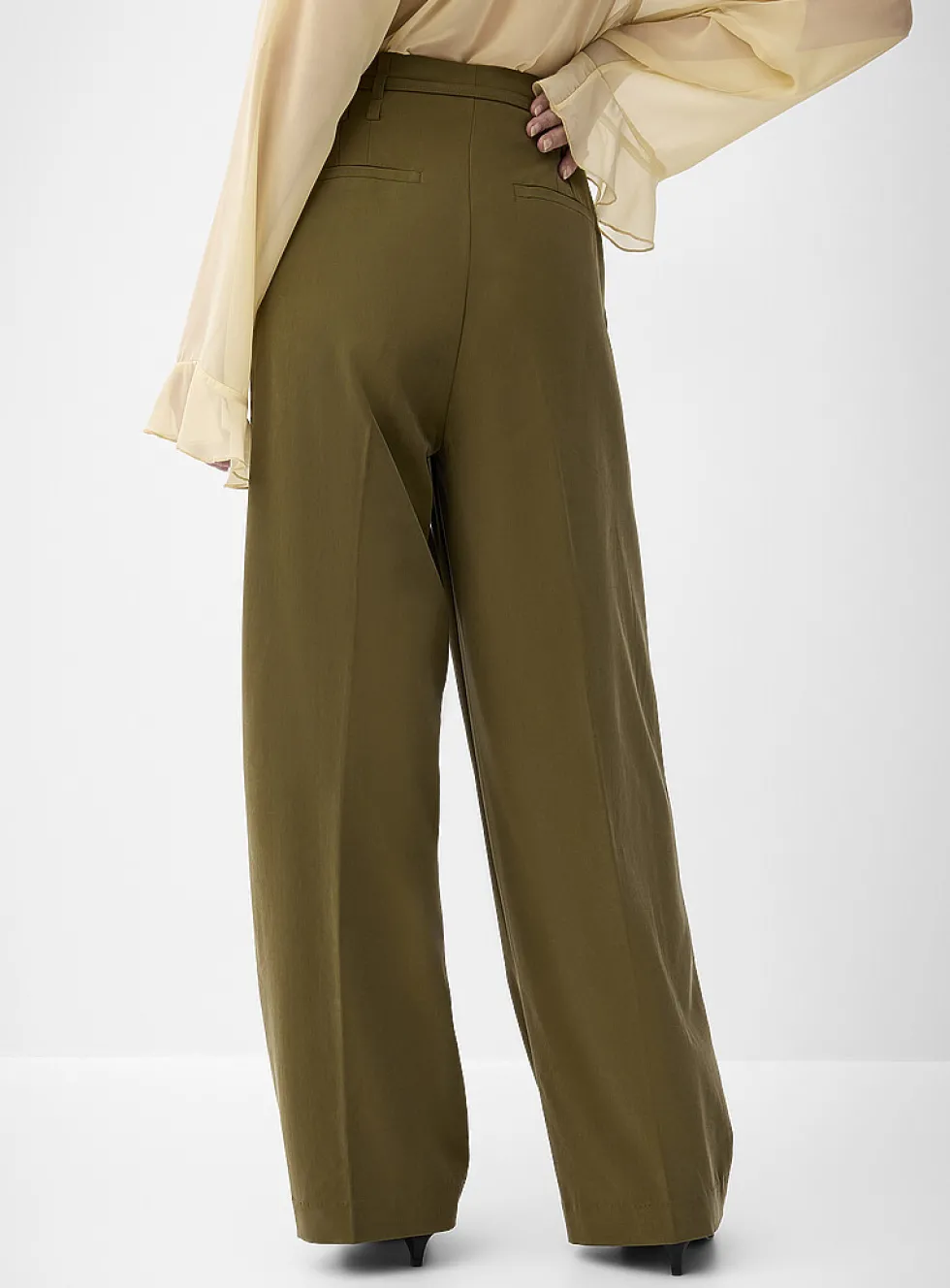 Sash-belt pleated wide-leg pant