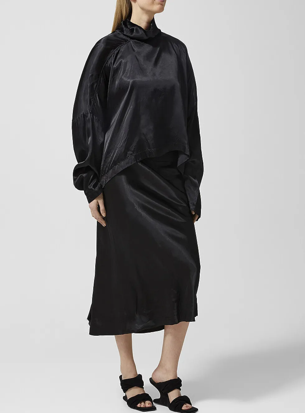 Satiny black pencil skirt