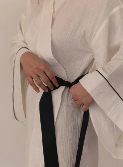 Satiny loop waffled cotton robe