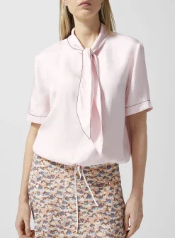 Satiny tie-collar blouse