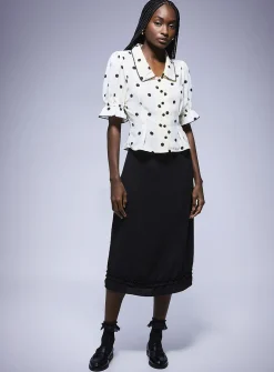 Scalloped-trim puff-sleeve blouse