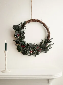 Scotty dried plant wreath