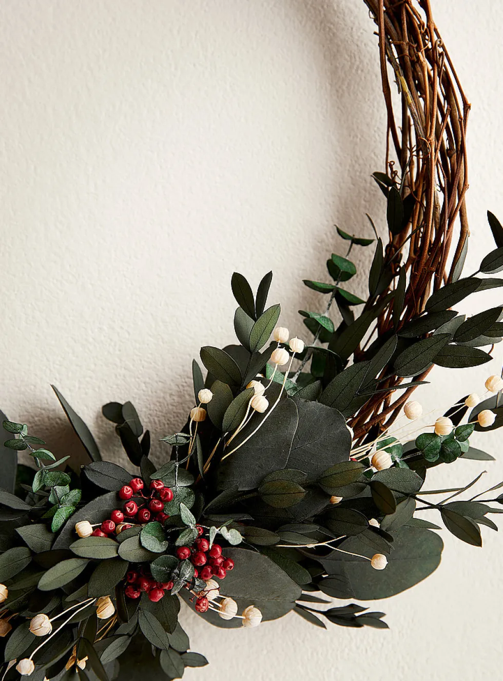 Scotty dried plant wreath