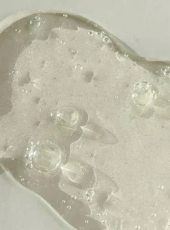 Sea kelp and green tea extracts hand soap