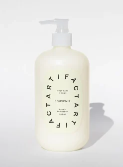 Sea kelp and green tea extracts hand and body lotion