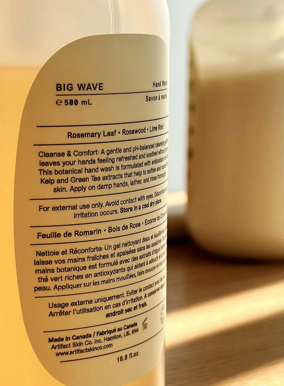 Sea kelp and green tea extracts hand soap