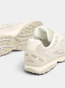 Sea salt and linen 204L sneakers