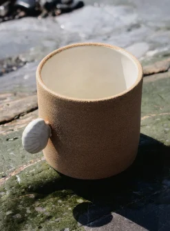 Seashell handle ceramic mug