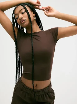 Second-skin open-back T-shirt