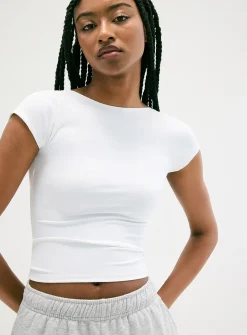 Second-skin open-back T-shirt