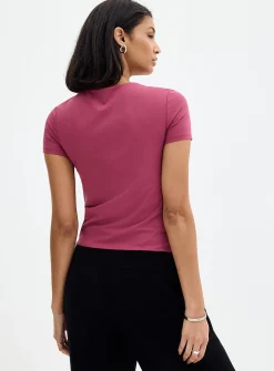 Second-skin short-sleeve crew-neck T-shirt