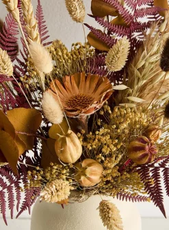 Selina vase dried flower bouquet