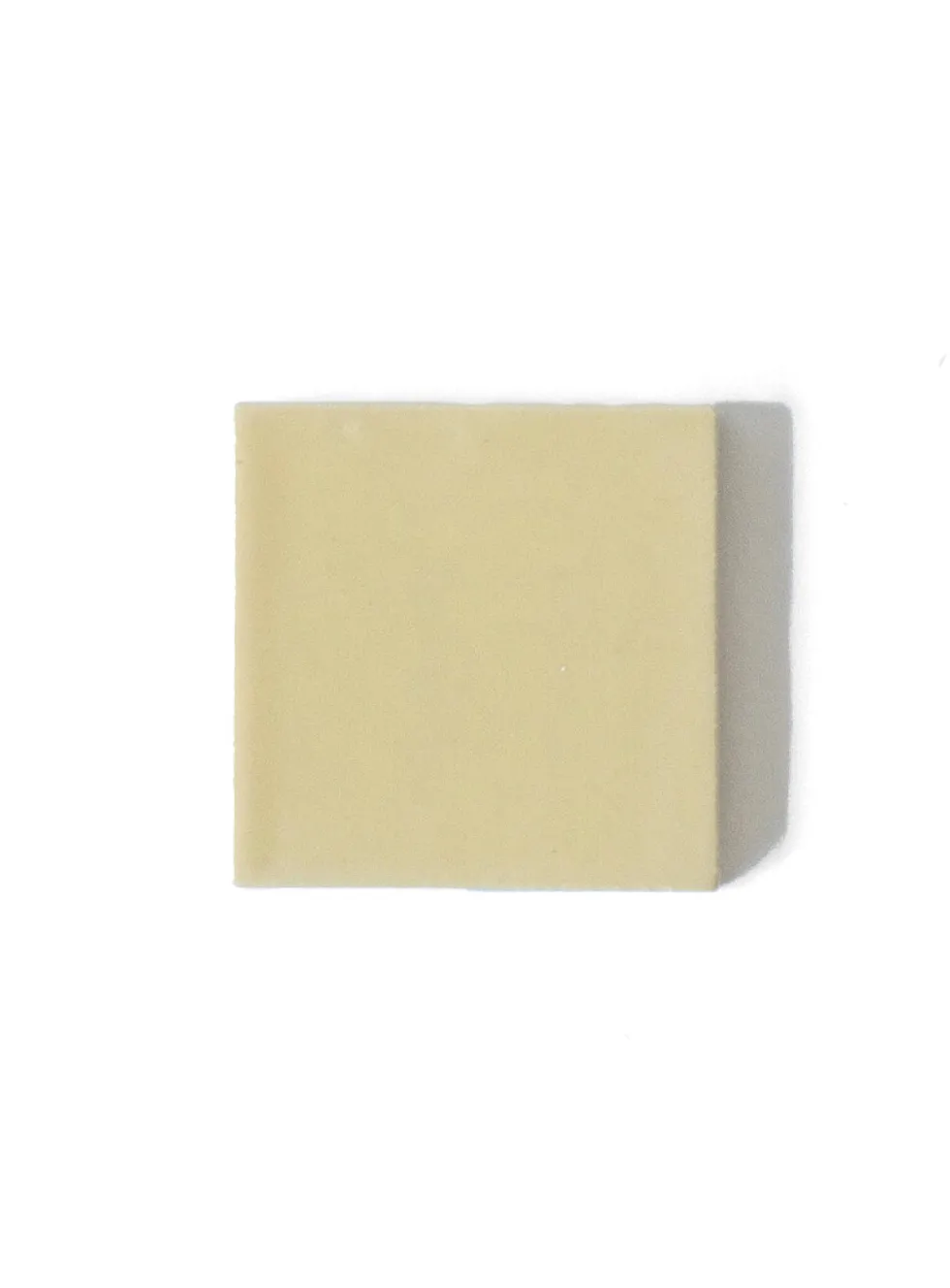 Semiporcelain letter B wall ornament