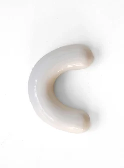 Semiporcelain letter C wall ornament