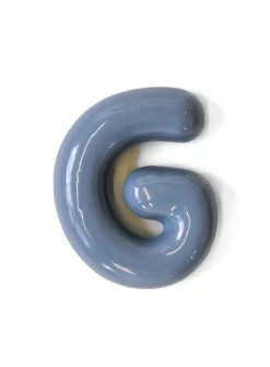 Semiporcelain letter G wall ornament