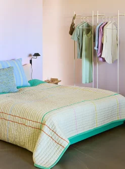 Sen quilted bedspread