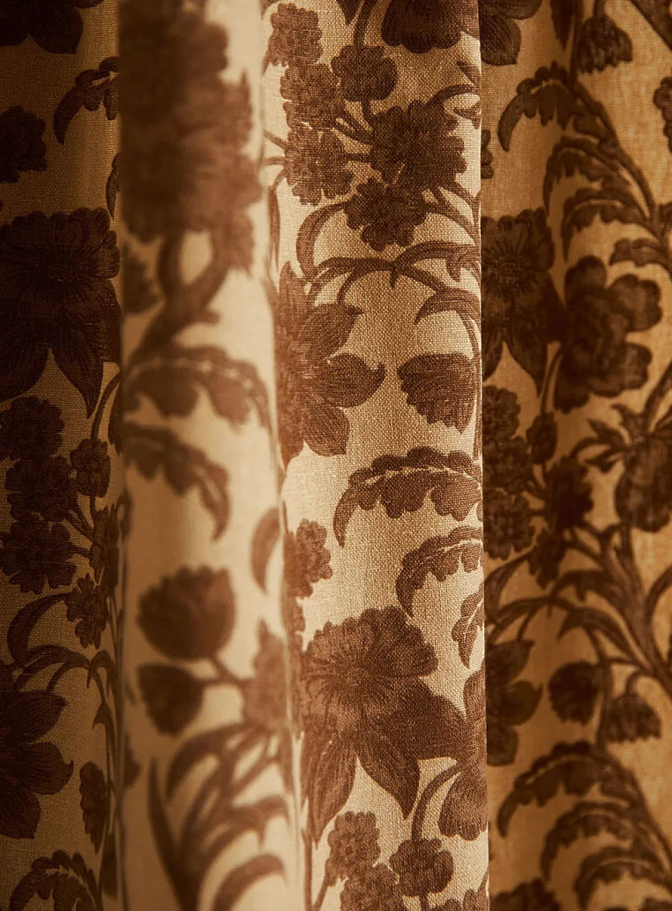 Sepia flowers curtain