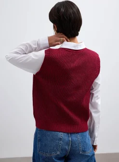 Sewn-in shirt shaker-rib sweater vest