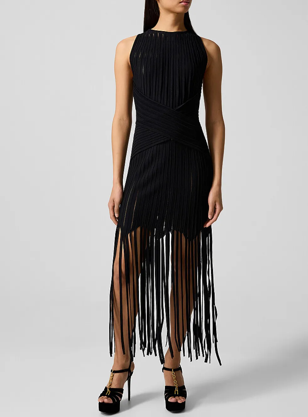 Short dress with fringes