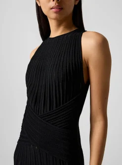 Short dress with fringes