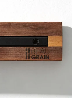 Short magnetic knife holder