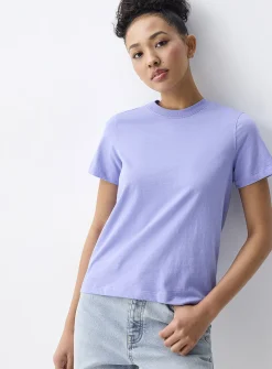 Short-sleeve crew-neck tee