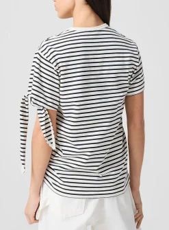 Short-sleeve sailor top with knot