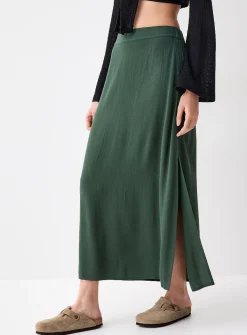Side-slit textured crepe maxi skirt