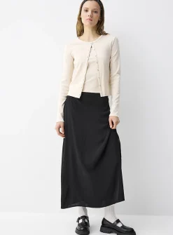 Side-slit textured crepe maxi skirt